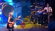 The Joy Formidable - Austere (live) - YouTube