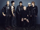 After 40 Years, New Wave Pioneers Blondie Continue to Look Forward ...