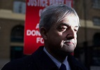 Chris Huhne and Vicky Pryce both jailed for eight months - Mirror Online