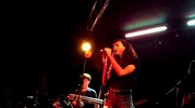 Arlissa [CLIP] - Sticks and Stones [LIVE @ Hoxton Bar, London] - YouTube