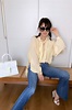 時尚貴婦 Melody 12套簡約輕便的私下穿搭，展現隨性自信的迷人風采 | Vogue Taiwan