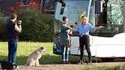 Warten auf'n Bus: Folge 6: Zeitzeugen (S01/E06) | ARD Mediathek