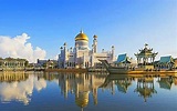 How the Sultan of Brunei Hassanal Bolkiah spends his billions: gold ...