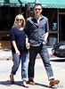 Reese Witherspoon pasea su tercer embarazo con su marido Jim Toth ...