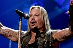 Watch Vince Neil's Return to Stage After Disastrous May Concert - AppFlicks