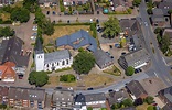 Hamminkeln von oben - Kirchengebäude in der Ortsmitte in Hamminkeln im ...