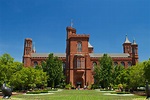 Visitor's Guide & History of the Smithsonian Castle