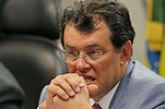Senador Eduardo Braga (MDB -AM) é alvo da Polícia Federal | Portal ...