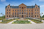 Pałac Bursztynowy we Włocławku. Współczesny, wybudowany na początku XXI ...