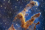JWST turns the camera on the famous "Pillars of Creation" of the Eagle ...