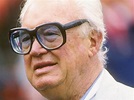 Harry Caray Biography - Facts, Childhood, Family Life & Achievements
