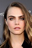 Cara D. 💚 in 2019 | Cara delvingne, Cara delevingne, Model face