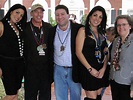 Jill Kelley's private life displays two sides - CBS News
