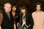 Pretenders fichan a Jonny Greenwood para “I Think About You Daily”