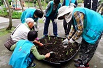 北市動物園慶祝黑熊「黑糖」8歲生日 文山特教學生幫蛋糕「加菜」-風傳媒