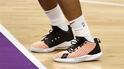 Why Chris Paul Keeps Writing “Can’t Give Up Now” on His Sneakers ...