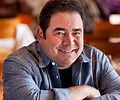 Emeril Lagasse Biography - Facts, Childhood, Family Life & Achievements