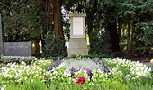 Grabstätte Dr. Guido Westerwelle (1961-2016) - Köln Friedhof Melaten