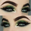 The Emerald Eye Makeup Trend That's Taking Over Instagram Will Inspire ...