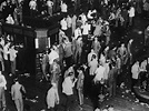 El 24 de octubre de 1929 comenzó el "crack" en la Bolsa de Nueva York y ...