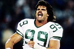 Mark Gastineau wants NFL sack record back from Michael Strahan