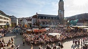 Thüringen: Zehntausende feiern in Eisenach das Ende des Winters - n-tv.de
