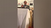 Ashfaq Hussain reciting poetry at Toronto Mushaira - YouTube