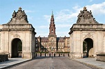 Château de Christiansborg, Copenhague, Danemark – HiSoUR Art Culture ...