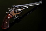 Historia Bélica Mundial: S&W Mod. 29, ''El revólver más potente del mundo''