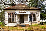 What You Need to Know About a Condemned House — RISMedia