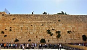 Reciting a Brief Prayer at the Wailing Wall in Jerusalem | Israel ...