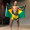 Brasileiro Charles do Bronx é o novo dono do cinturão dos leves no UFC ...