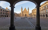 The remarkable story of the Binnenhof Fountain | Heavenly Holland