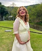 Larissa Manoela posa 'grávida' para cenas da novela e André Luiz ...