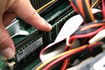 Cómo limpiar una memoria RAM: 5 Pasos (con imágenes)