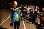 【有影】全程徒步隨白沙屯媽祖進香 年輕信眾步行紀錄「我們與善的距離」 - 匯流新聞網