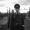 „Der Hauptmann“: Hochstapeln im Krieg – Filmstart, Trailer & Kritik - WELT