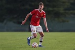 Rhys Bennett signs professional Manchester United contract