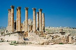 File:Jerash Temple of Artemis.jpg - Wikipedia