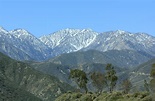 File:San Gabriel Mountains 2011.jpg - Wikipedia