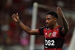 Flamengo divulga escalação para estreia na Libertadores com Vitinho ...