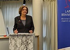 Eil! Brandenburgs Bildungsministerin Britta Ernst tritt zurück ...