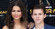 Tom Holland & Zendaya Seemingly Confirm They’re Dating, Spotted Kissing ...