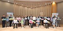 行政長官與主要官員接種季節性流感疫苗並呼籲市民及早接種 - 新浪香港