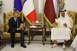 L'émir du Qatar rencontre Emmanuel Macron à Bagdad pour s'accorder sur ...