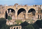 Basilica van Maxentius, ingewijd door Constantijn, in Rome ~ 310-320 ...