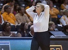 Holly Warlick: Lady Vols don’t ‘deserve half the crap thrown at them ...