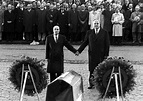 Kohl and Mitterand in Verdun, 1984 - Rare Historical Photos | Verdun ...