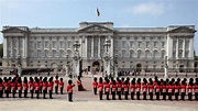 Isabel II y el Palacio de Buckingham: así ha evolucionado ...