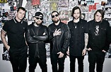 Good Charlotte ride the nostalgia train on new single “40 oz. Dream ...